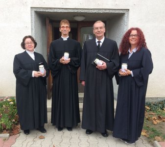 Lektor*innen Evangelische Pfarrgemeinde A.B. Wien-Donaustadt Lektor*innen Bekenntniskirche Wien 22