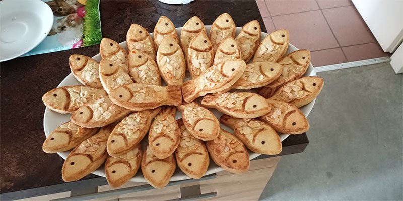 Erinnerung an die Taufe - Gottesdienst in der Bekenntniskirche Fische zum Essen - Tauferinnerung